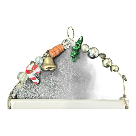 Christmas Ceramic Wall Plaque Santa Dashing Through The Snow With Cat-Reindeers - Picture 4 of 6